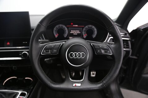Audi A4 TFSI S LINE BLACK EDITION 10