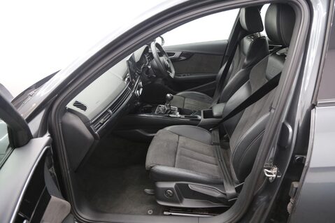 Audi A4 TFSI S LINE BLACK EDITION 24