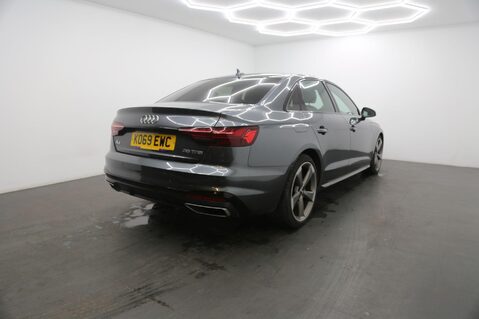 Audi A4 TFSI S LINE BLACK EDITION 5