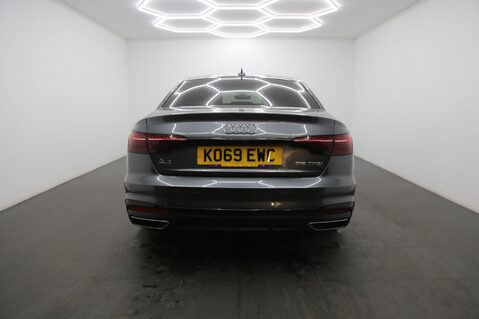 Audi A4 TFSI S LINE BLACK EDITION 6