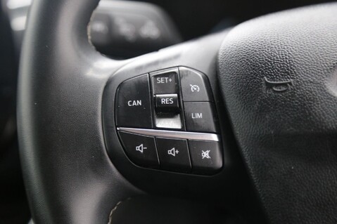 Ford Puma TITANIUM 11