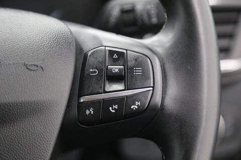 Ford Puma TITANIUM 12