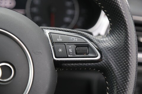 Audi A6 AVANT TFSI S LINE BLACK EDITION 12