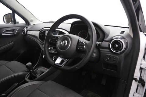 MG MG3 EXCLUSIVE NAV VTI-TECH 9