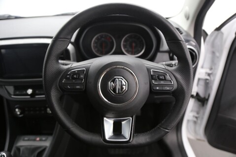 MG MG3 EXCLUSIVE NAV VTI-TECH 13