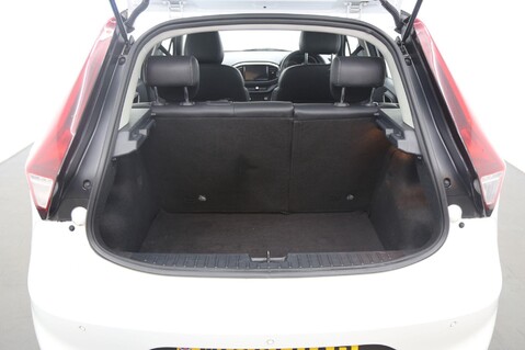 MG MG3 EXCLUSIVE NAV VTI-TECH 23