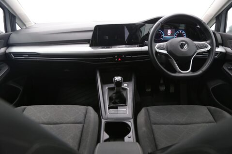 Volkswagen Golf LIFE TDI 9