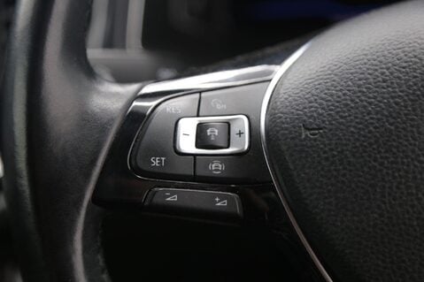 Volkswagen T-Roc SEL TSI EVO 15