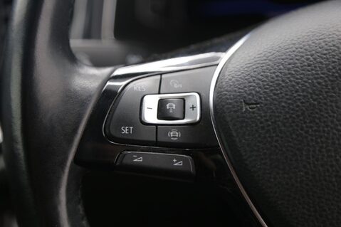 Volkswagen T-Roc SEL TSI EVO 11