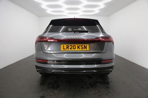 Audi E-Tron QUATTRO S LINE 6