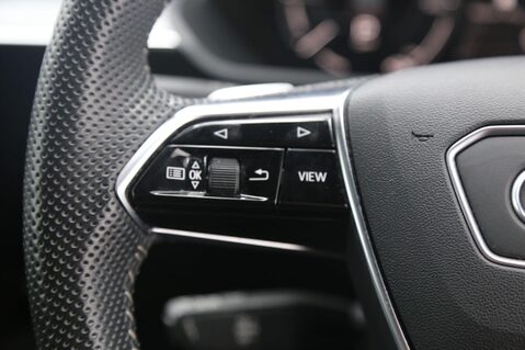 Audi E-Tron QUATTRO S LINE 11