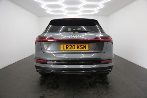 Audi E-Tron QUATTRO S LINE 6