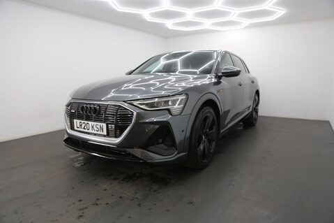 Audi E-Tron QUATTRO S LINE 3
