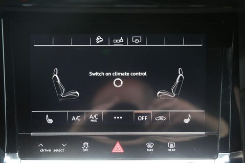 Audi E-Tron QUATTRO S LINE 15