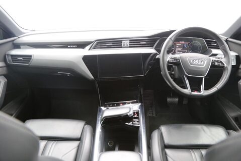 Audi E-Tron QUATTRO S LINE 9