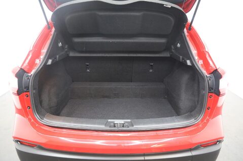 Nissan Qashqai DIG-T ACENTA PREMIUM 25