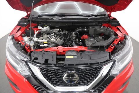 Nissan Qashqai DIG-T ACENTA PREMIUM 27