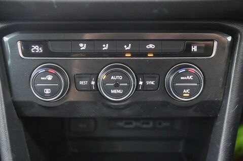 Volkswagen Tiguan SE NAV TDI BMT 15