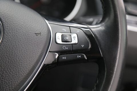 Volkswagen Tiguan SE NAV TDI BMT 12
