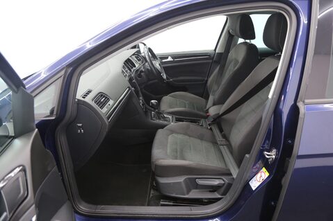 Volkswagen Golf GT TSI EVO DSG 23