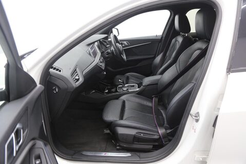 BMW 1 Series 118D M SPORT 23