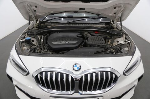 BMW 1 Series 118D M SPORT 27