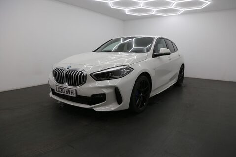 BMW 1 Series 118D M SPORT 3