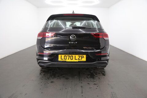 Volkswagen Golf LIFE TSI 6