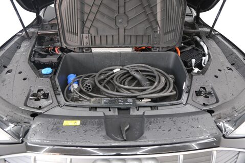 Audi E-Tron SPORTBACK QUATTRO TECHNIK 28