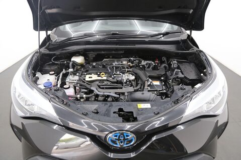 Toyota C-HR DESIGN 28