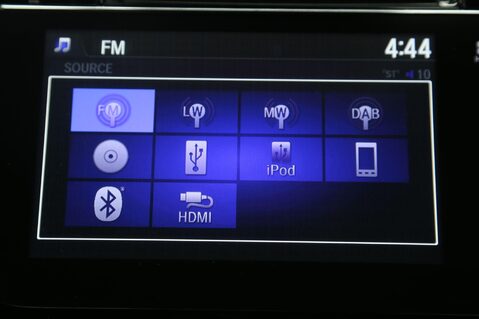 Honda Jazz I-VTEC SE 17