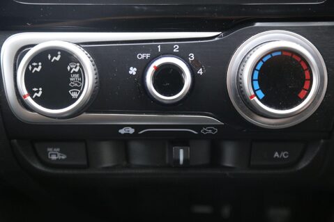 Honda Jazz I-VTEC SE 19