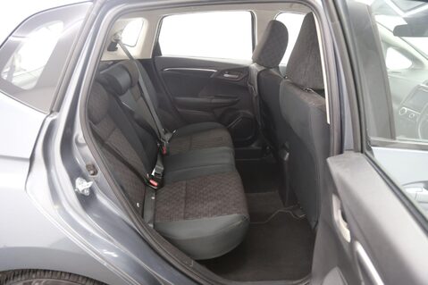 Honda Jazz I-VTEC SE 25