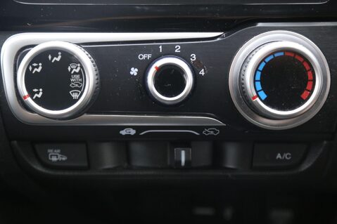 Honda Jazz I-VTEC SE 19