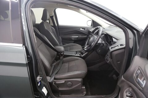Ford Kuga TITANIUM TDCI 20
