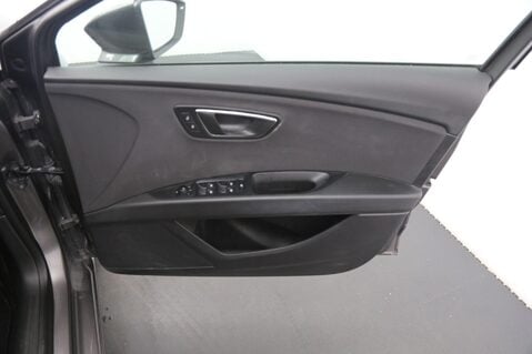 SEAT Leon TDI SE DYNAMIC DSG 19