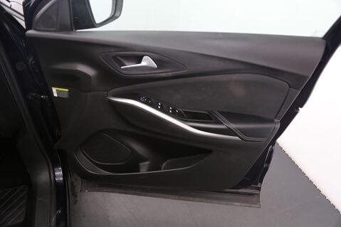 Vauxhall Grandland X SE S/S 19