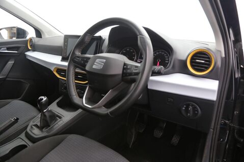 SEAT Ibiza TSI SE TECHNOLOGY 21