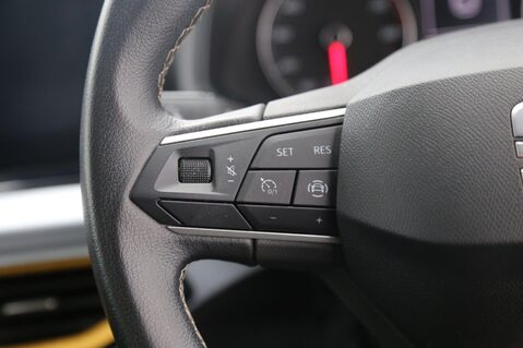 SEAT Ibiza TSI SE TECHNOLOGY 11
