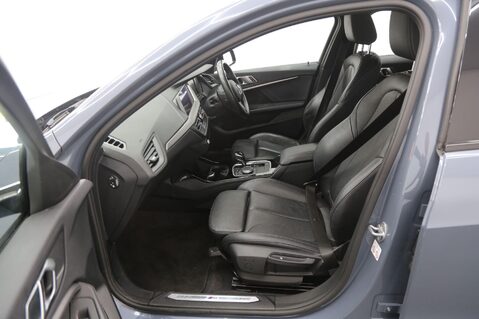 BMW 1 Series 116D M SPORT 23