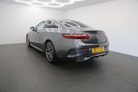 Mercedes-Benz E Class E 300 AMG LINE PREMIUM 7