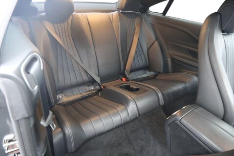 Mercedes-Benz E Class E 300 AMG LINE PREMIUM 22