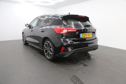 Ford Focus ST-LINE X 7
