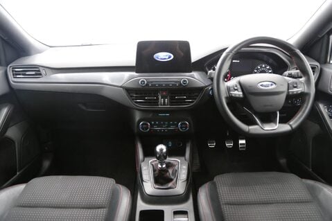 Ford Focus ST-LINE X 9