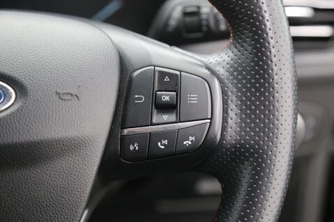 Ford Focus ST-LINE X 12