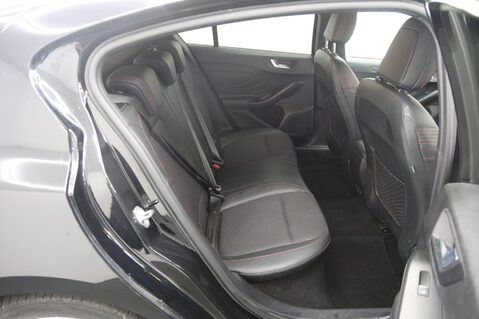 Ford Focus ST-LINE X 22