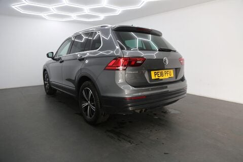 Volkswagen Tiguan SE NAV TSI 7