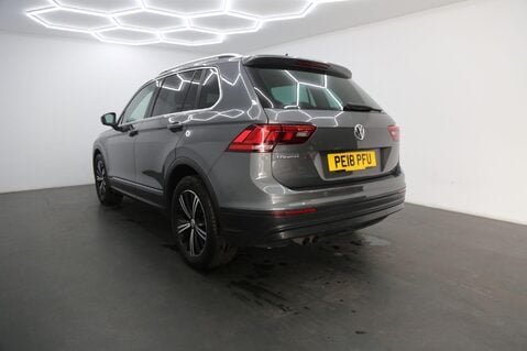 Volkswagen Tiguan SE NAV TSI 7