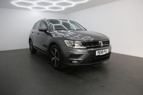 Volkswagen Tiguan SE NAV TSI 1