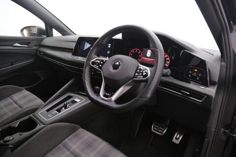 Volkswagen Golf GTD TDI DSG 22